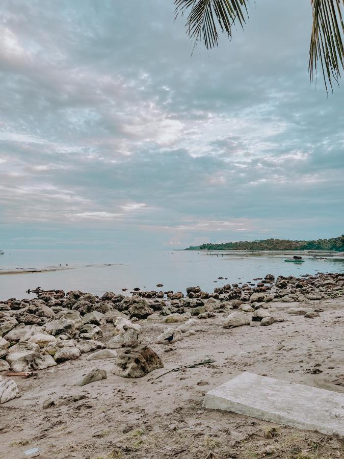 A Villas Resort & Restaurant Zamboanguita  Exterior photo