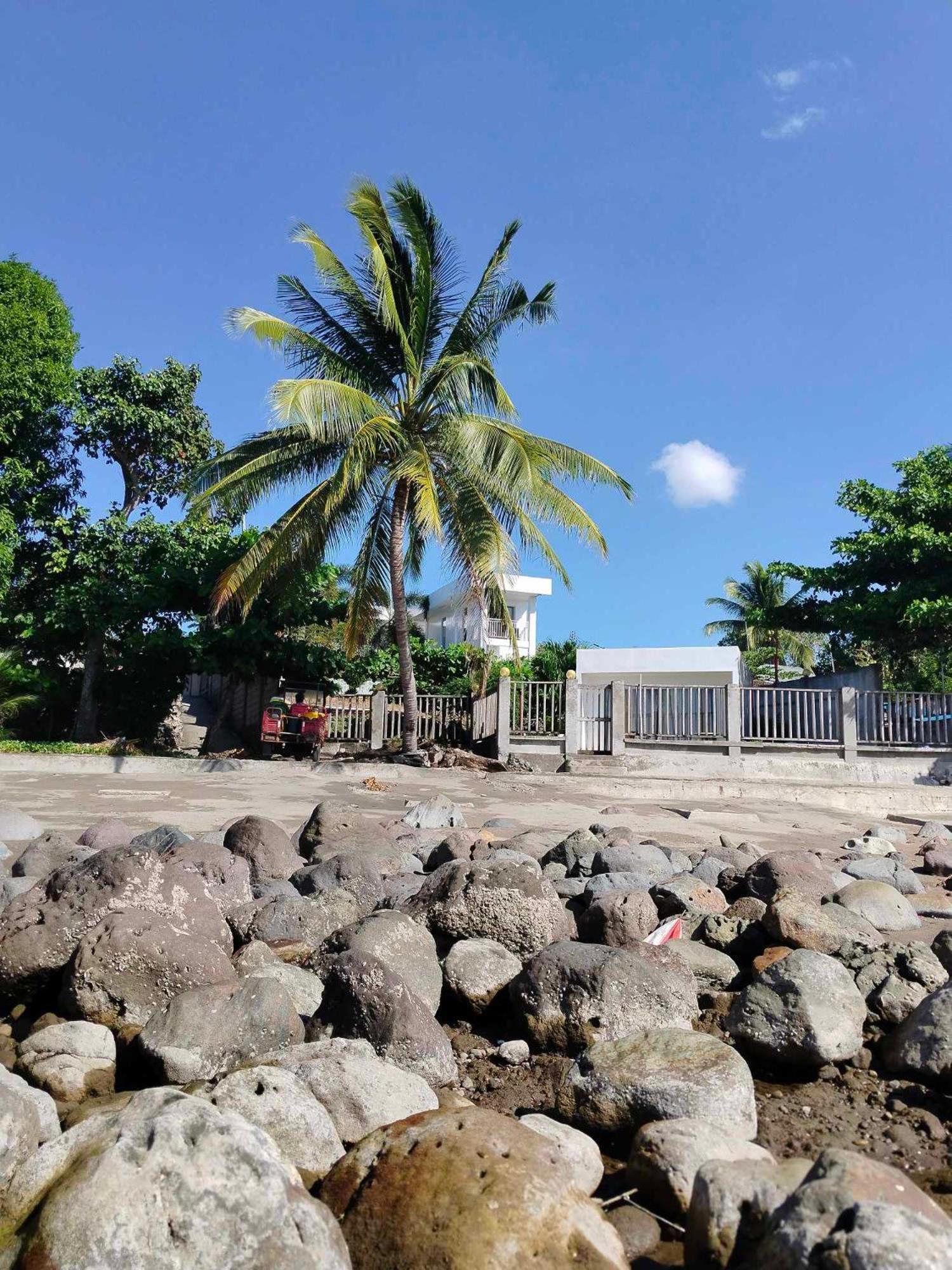 A Villas Resort & Restaurant Zamboanguita  Exterior photo